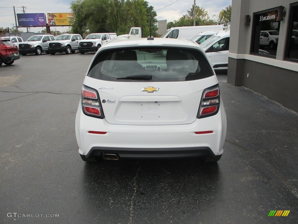 2017 Sonic LT Hatchback - Summit White / Jet Black/Dark Titanium photo #18