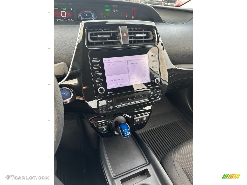 2022 Prius L - Classic Silver Metallic / Black photo #10