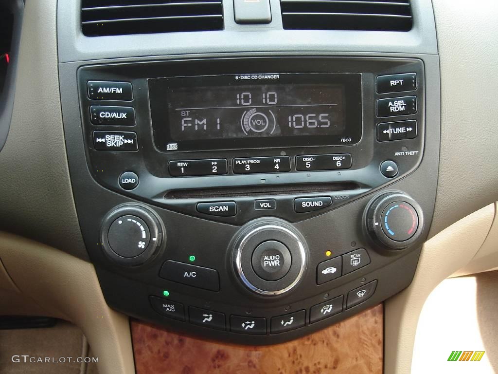 2003 Accord EX Sedan - Taffeta White / Ivory photo #25