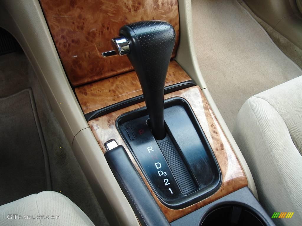 2003 Accord EX Sedan - Taffeta White / Ivory photo #26
