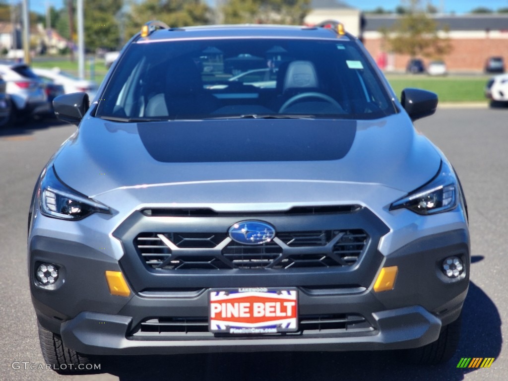 2024 Crosstrek Wilderness - Ice Silver Metallic / Gray photo #2