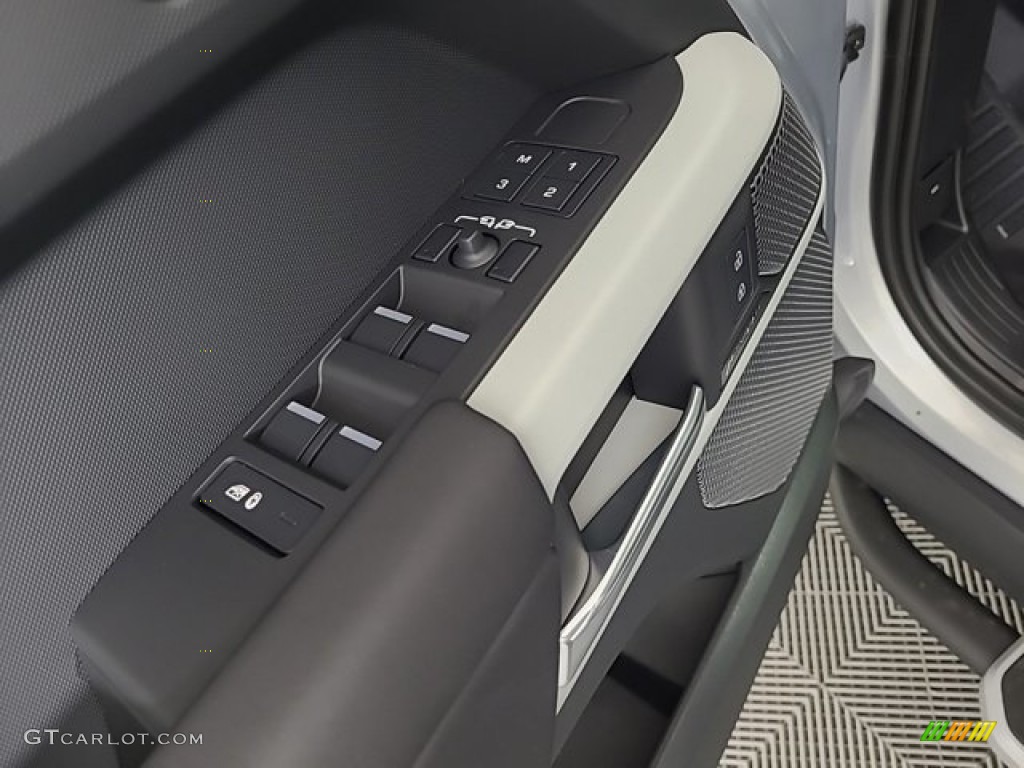 2024 Land Rover Defender 110 S Ebony Door Panel Photo #146679742