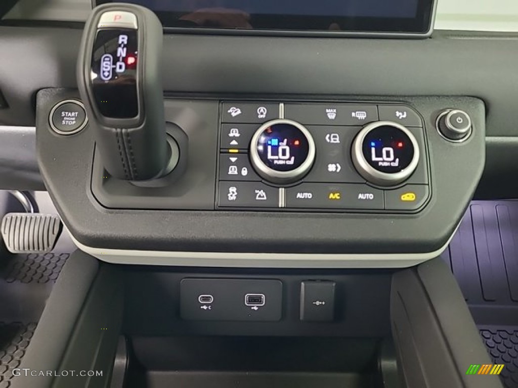2023 Land Rover Defender 90 X-Dynamic SE Controls Photos