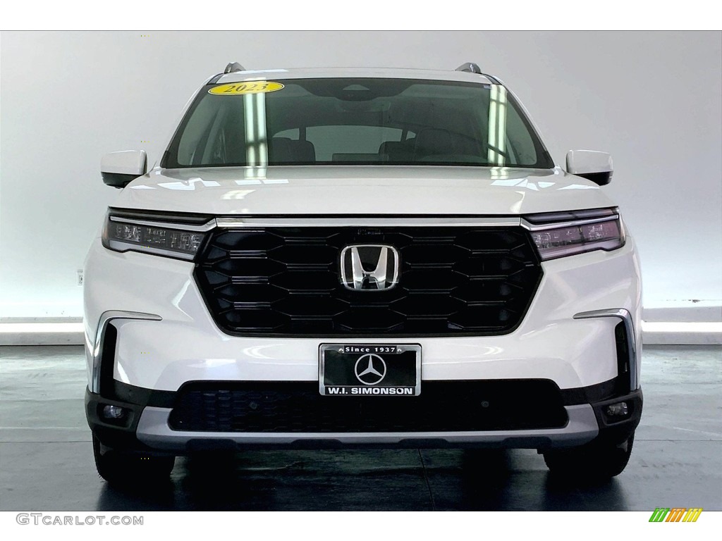2023 Pilot Elite AWD - Platinum White Pearl / Black photo #2