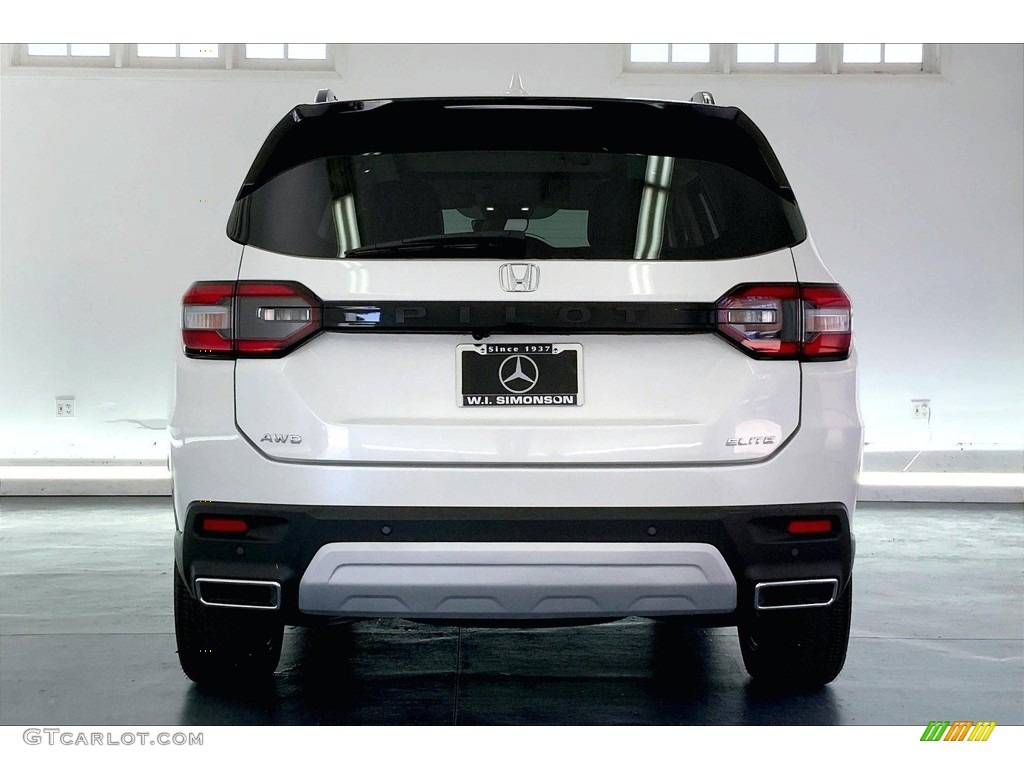 2023 Pilot Elite AWD - Platinum White Pearl / Black photo #3