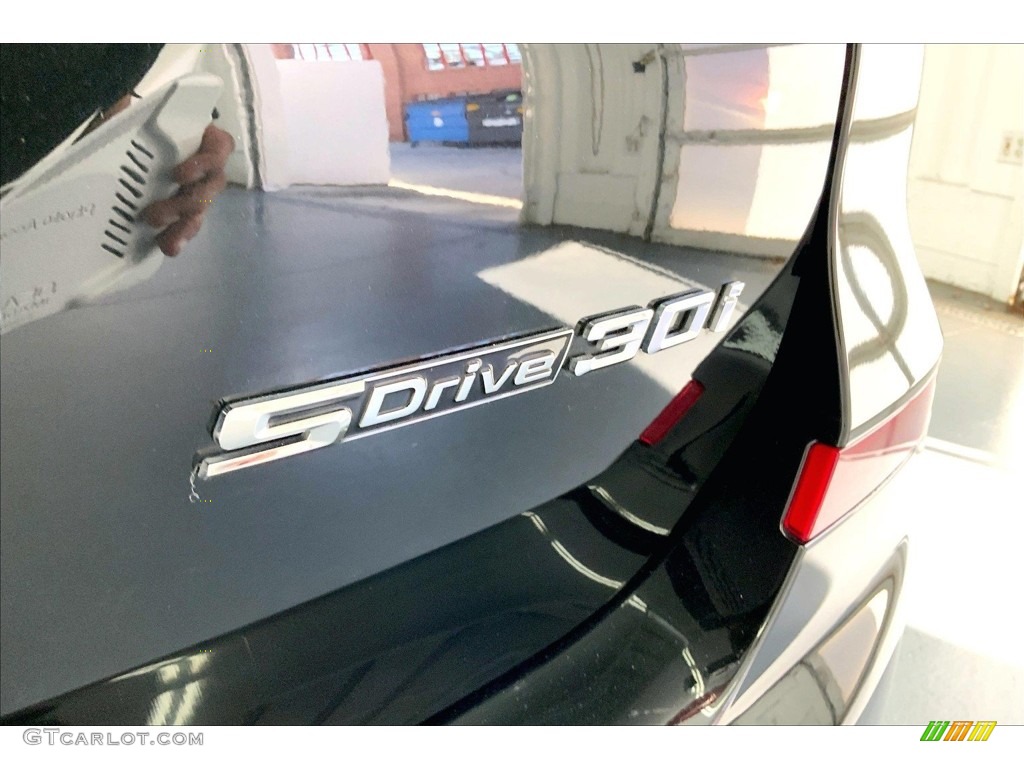 2020 X3 sDrive30i - Black Sapphire Metallic / Black photo #7