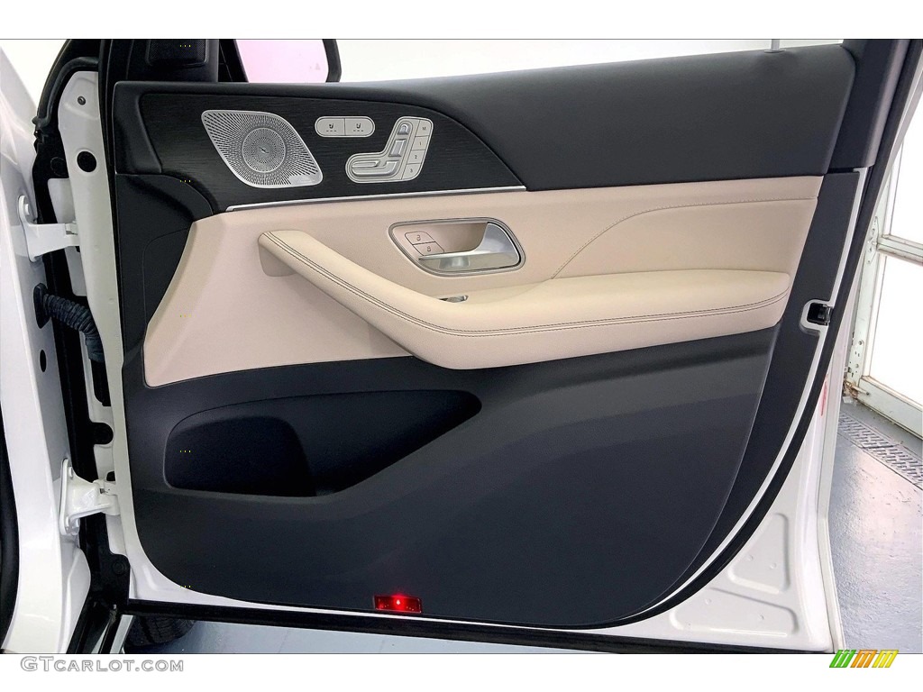 2020 Mercedes-Benz GLE 350 4Matic Door Panel Photos