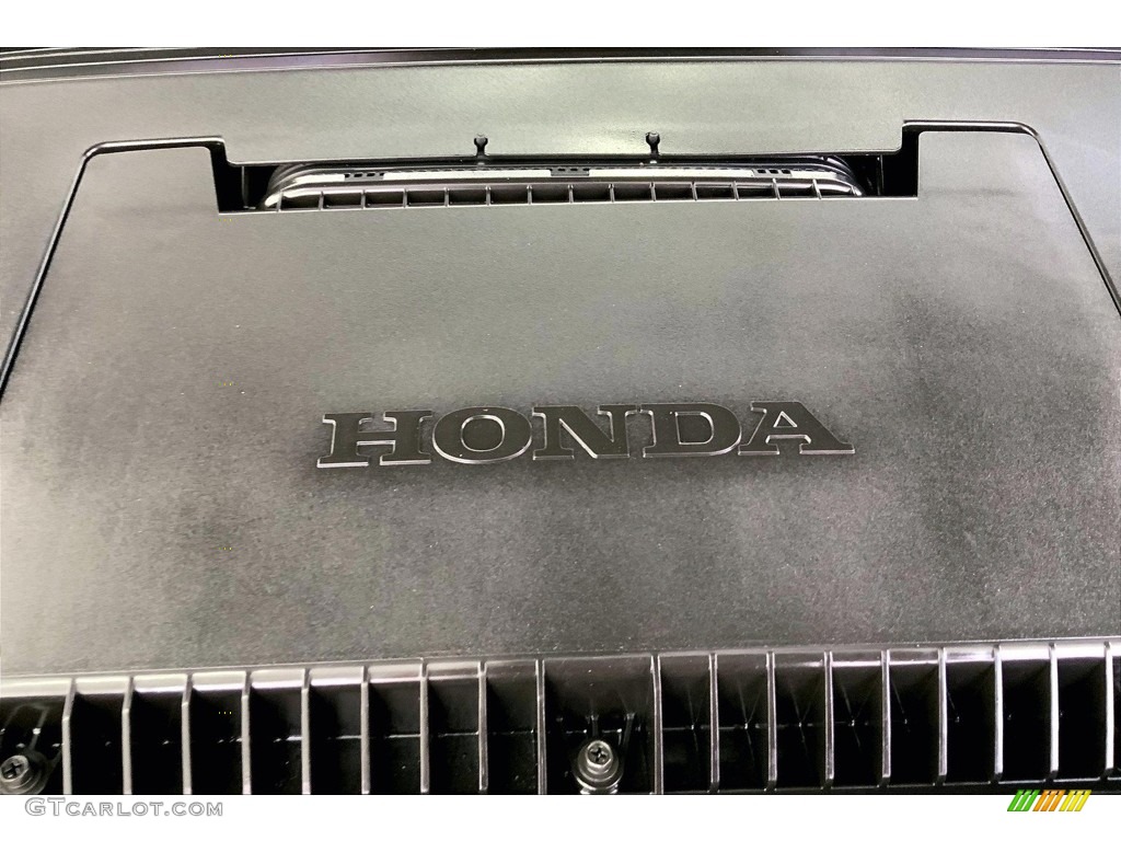 2023 Honda Pilot Elite AWD Marks and Logos Photos