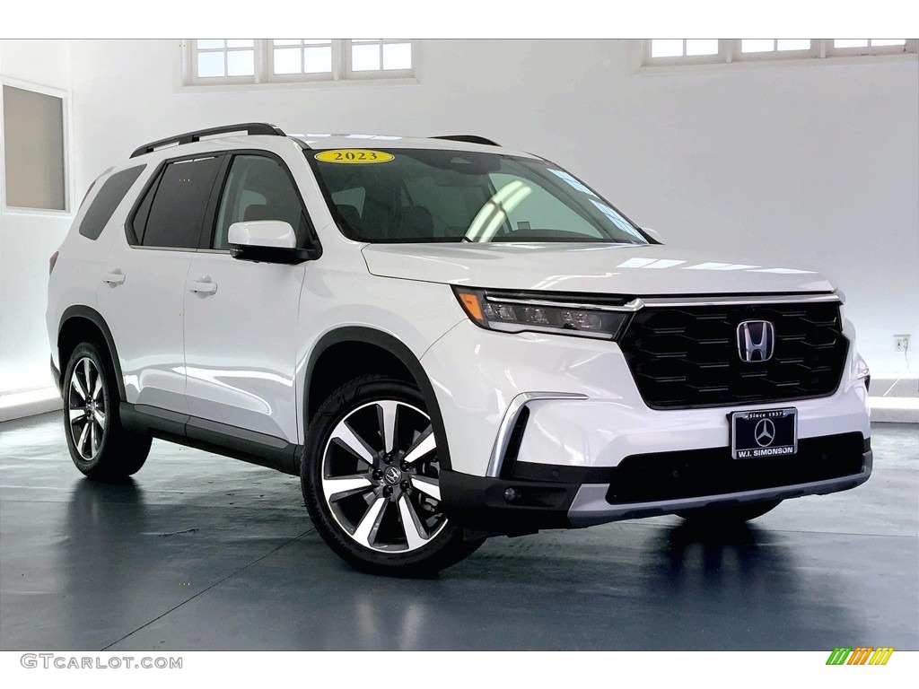 2023 Honda Pilot Elite AWD Exterior Photos