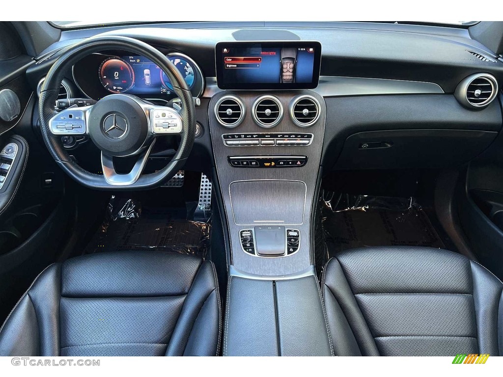 2020 Mercedes-Benz GLC 300 4Matic Silk Beige Dashboard Photo #146681981