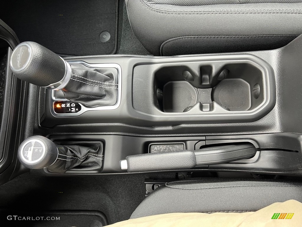 2023 Gladiator Overland 4x4 - Black / Black photo #26