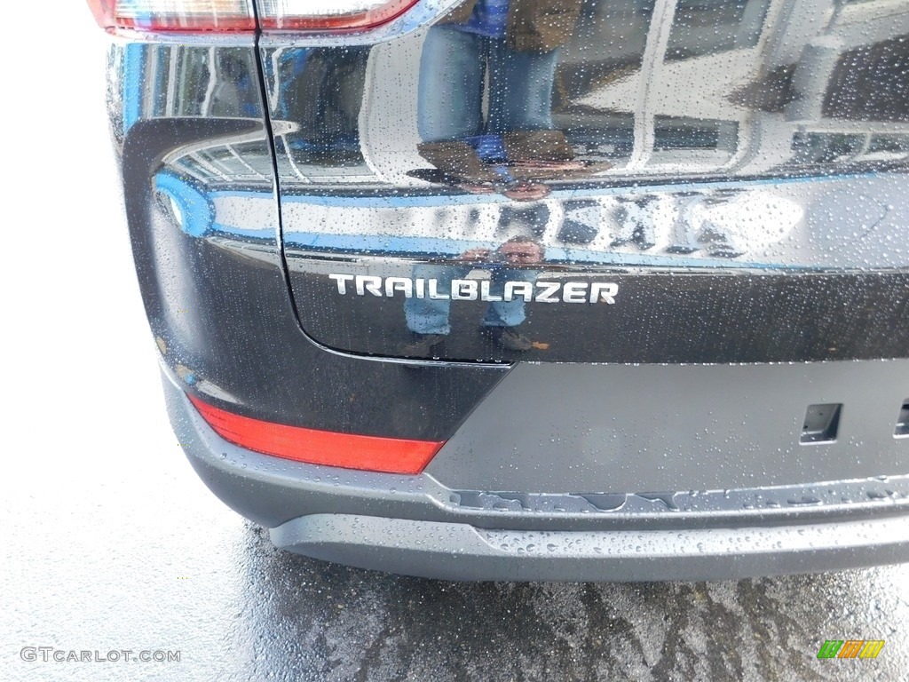 2024 TrailBlazer LS - Mosaic Black Metallic / Jet Black photo #13