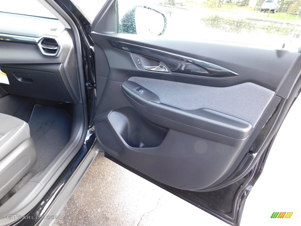 2024 Chevrolet Trailblazer LS Door Panel Photos
