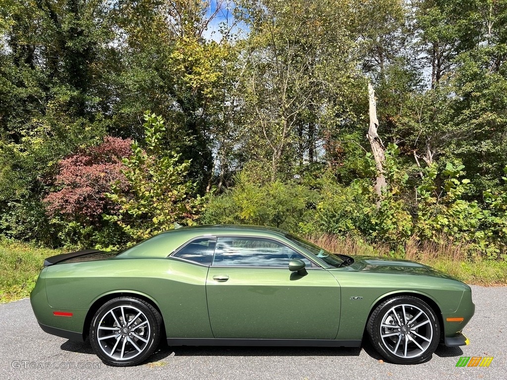 F8 Green 2023 Dodge Challenger R/T Plus Exterior Photo #146684678