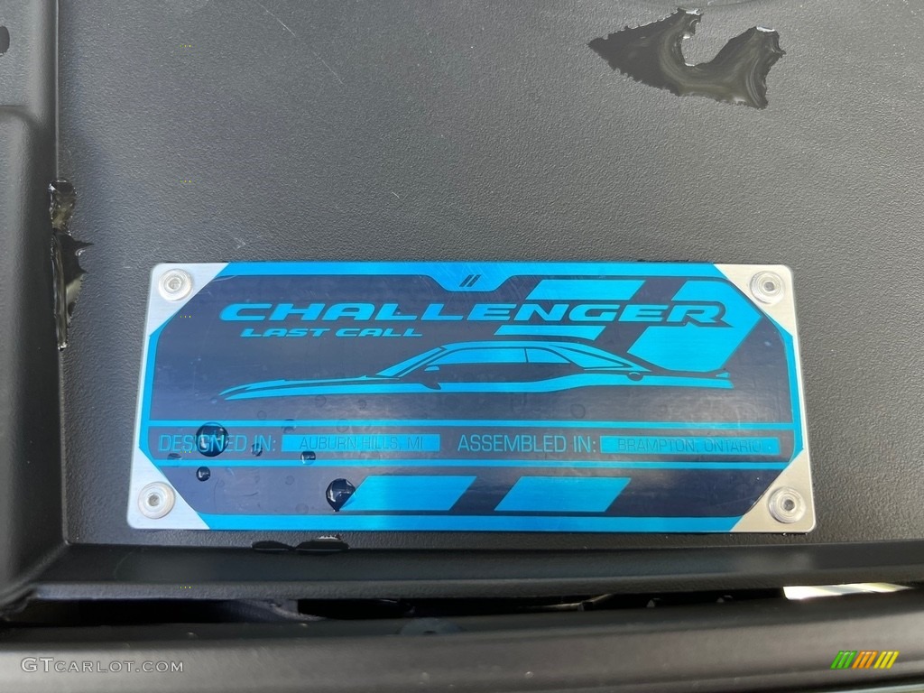 2023 Dodge Challenger R/T Plus Marks and Logos Photo #146684732