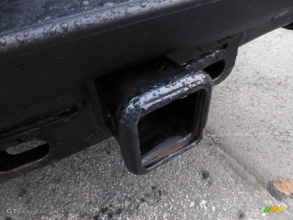 2017 F250 Super Duty XLT Crew Cab 4x4 - Ingot Silver / Medium Earth Gray photo #18