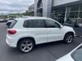 Pure White - Tiguan R-Line Photo No. 4