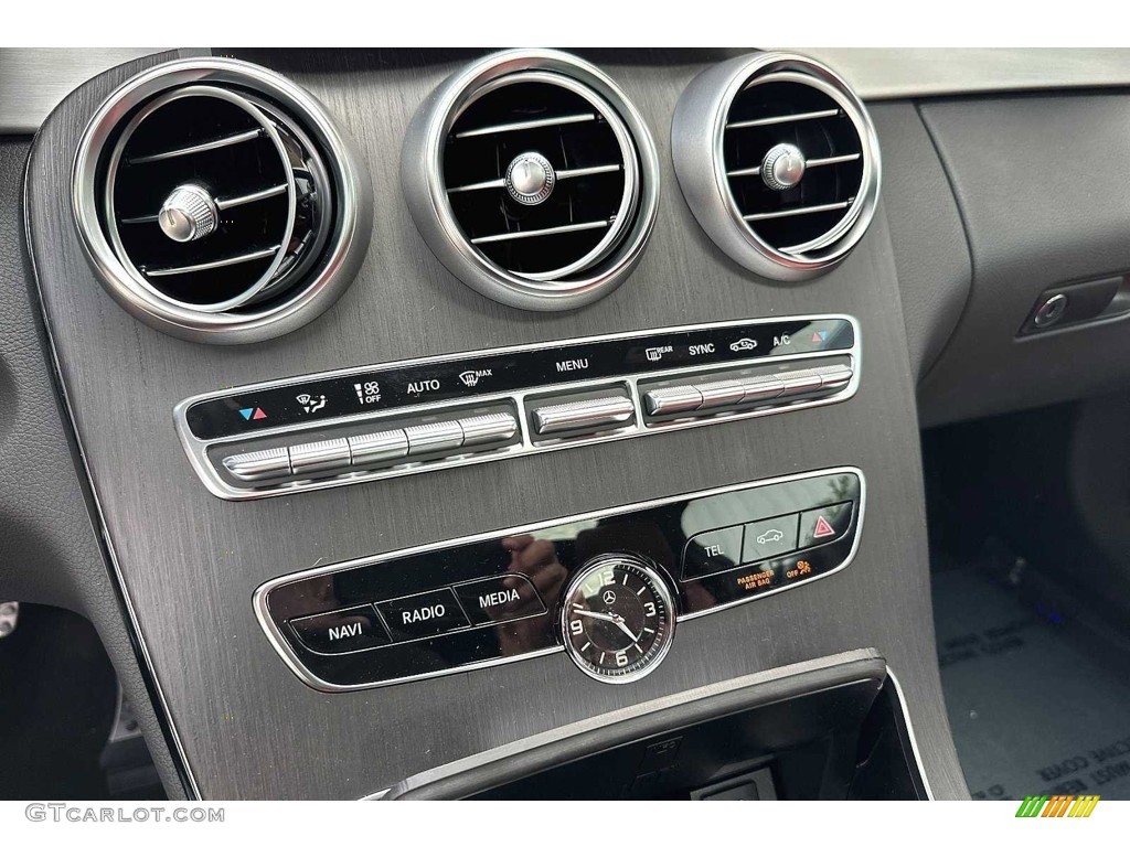 2023 Mercedes-Benz C 300 Coupe Controls Photo #146687127