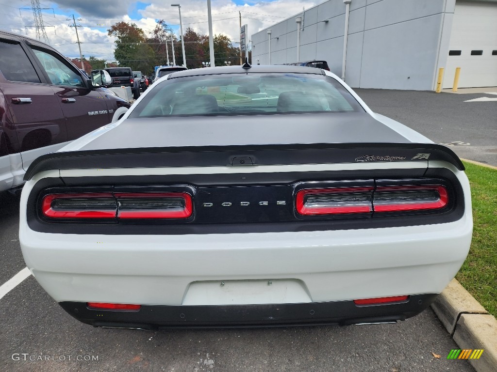 2022 Challenger R/T Scat Pack - White Knuckle / Black photo #4