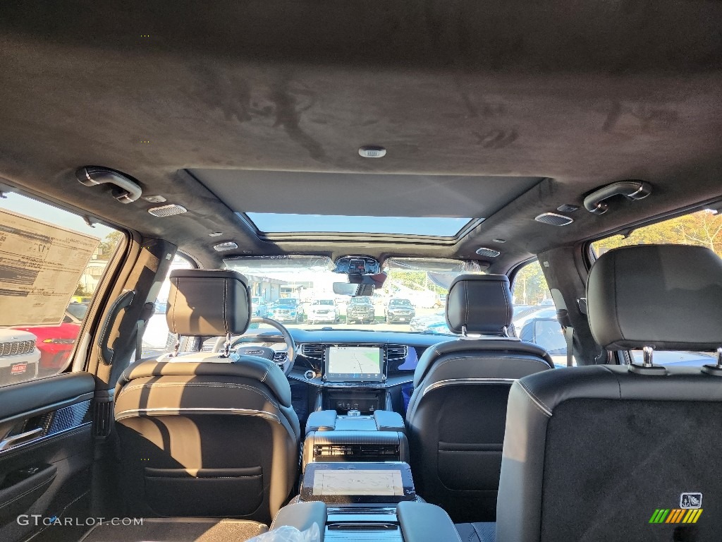 2023 Grand Wagoneer Series II 4x4 - Diamond Black Crystal Pearl / Global Black photo #6