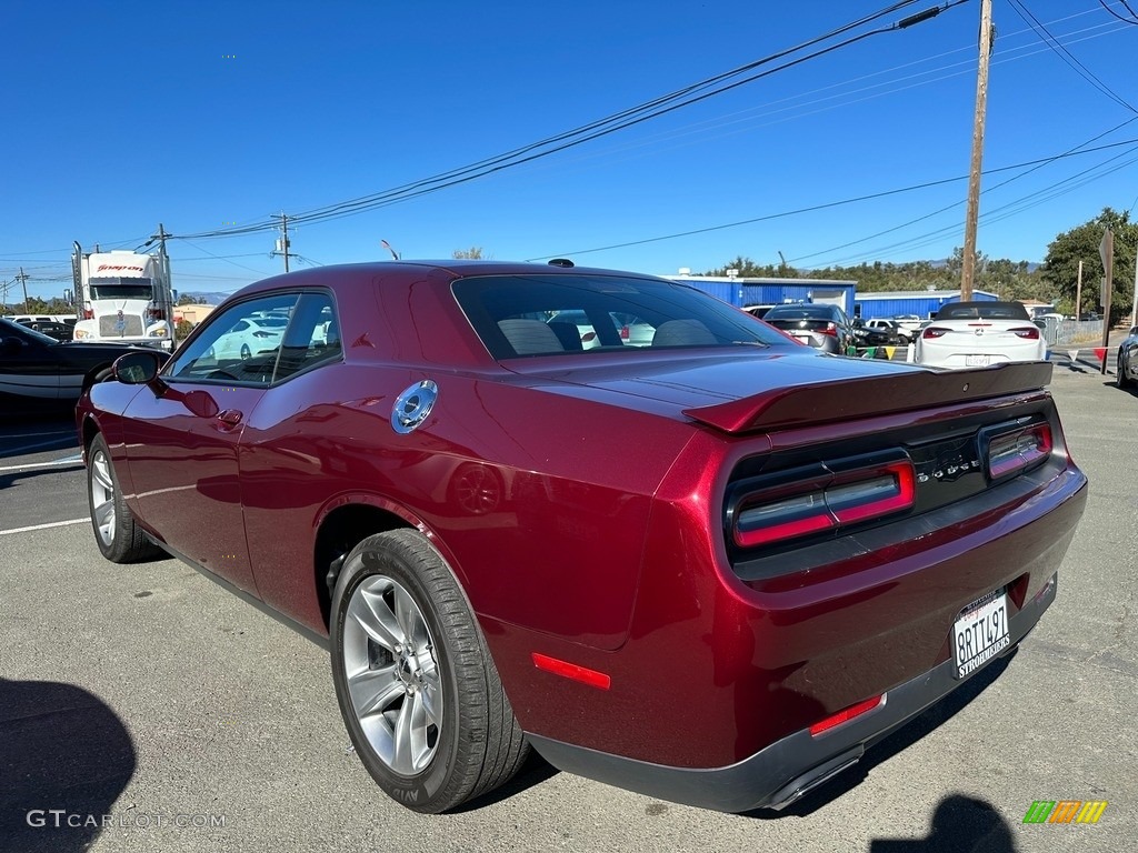 2020 Challenger SXT - Octane Red / Black photo #4