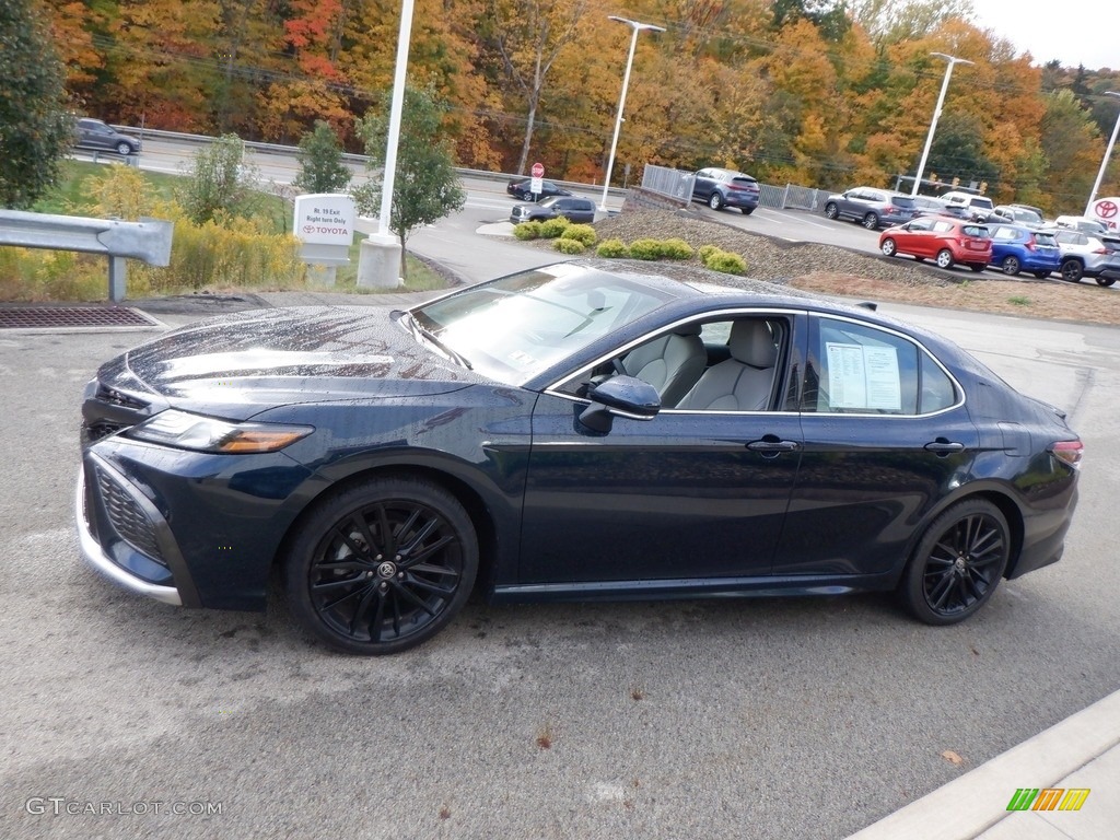 2021 Camry XSE - Galactic Aqua Mica / Black photo #7