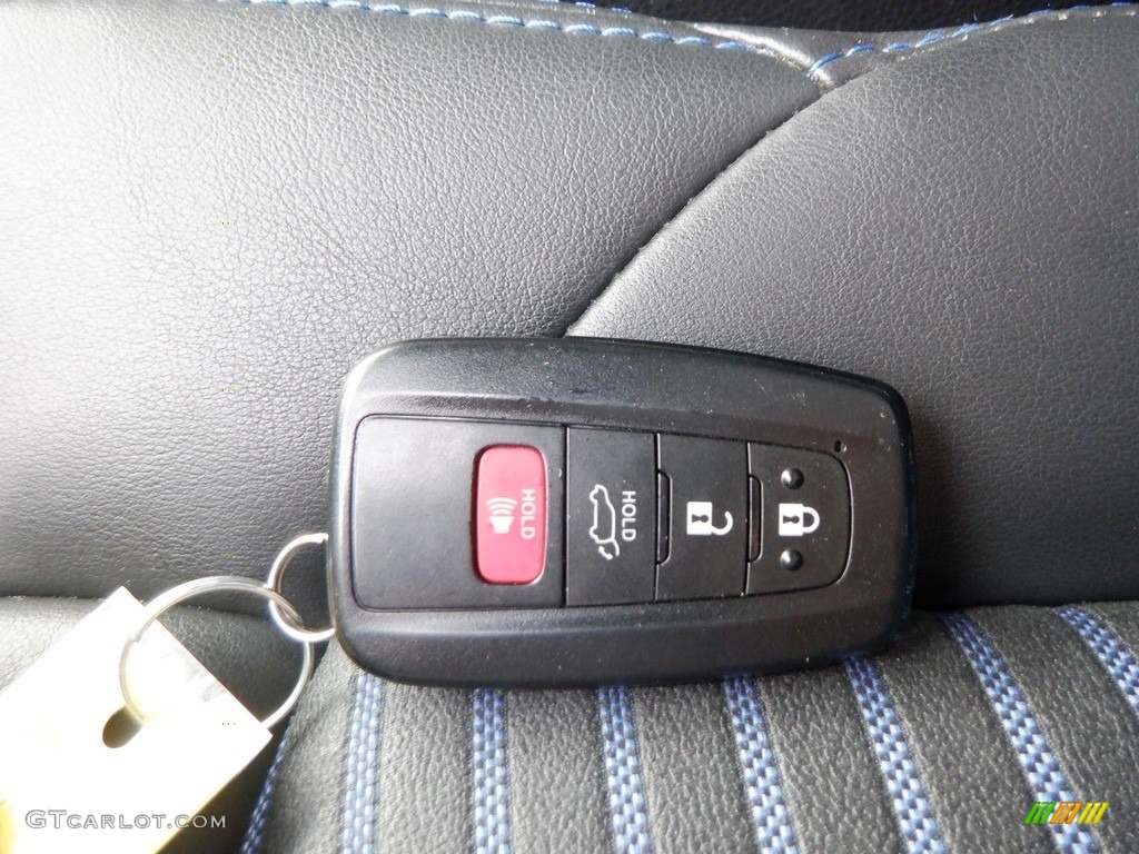 2020 Toyota RAV4 XSE AWD Hybrid Keys Photos