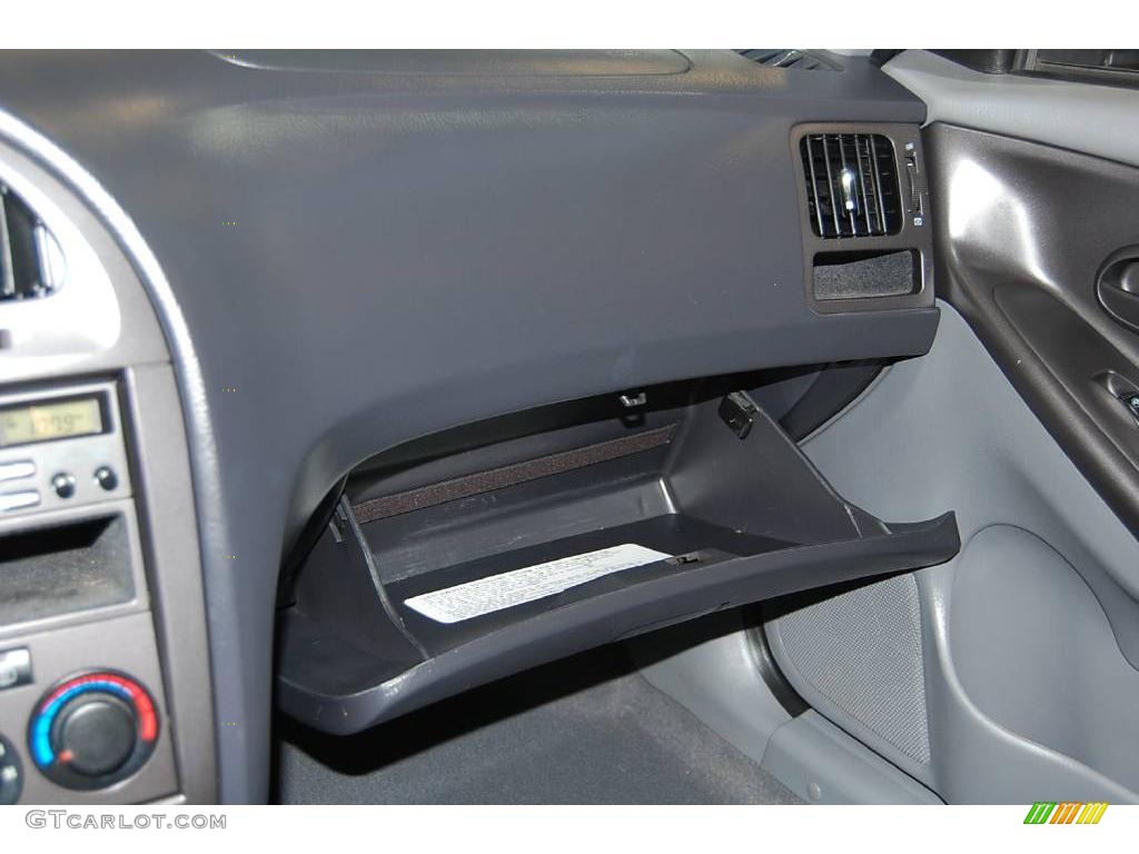 2004 Elantra GLS Sedan - Sterling Silver / Gray photo #18