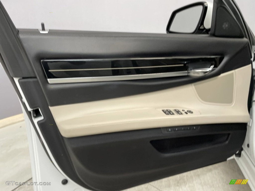 2012 BMW 7 Series 750i Sedan Oyster/Black Door Panel Photo #146693087