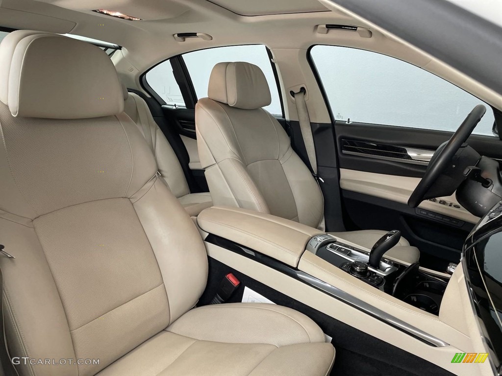 2012 BMW 7 Series 750i Sedan Front Seat Photos