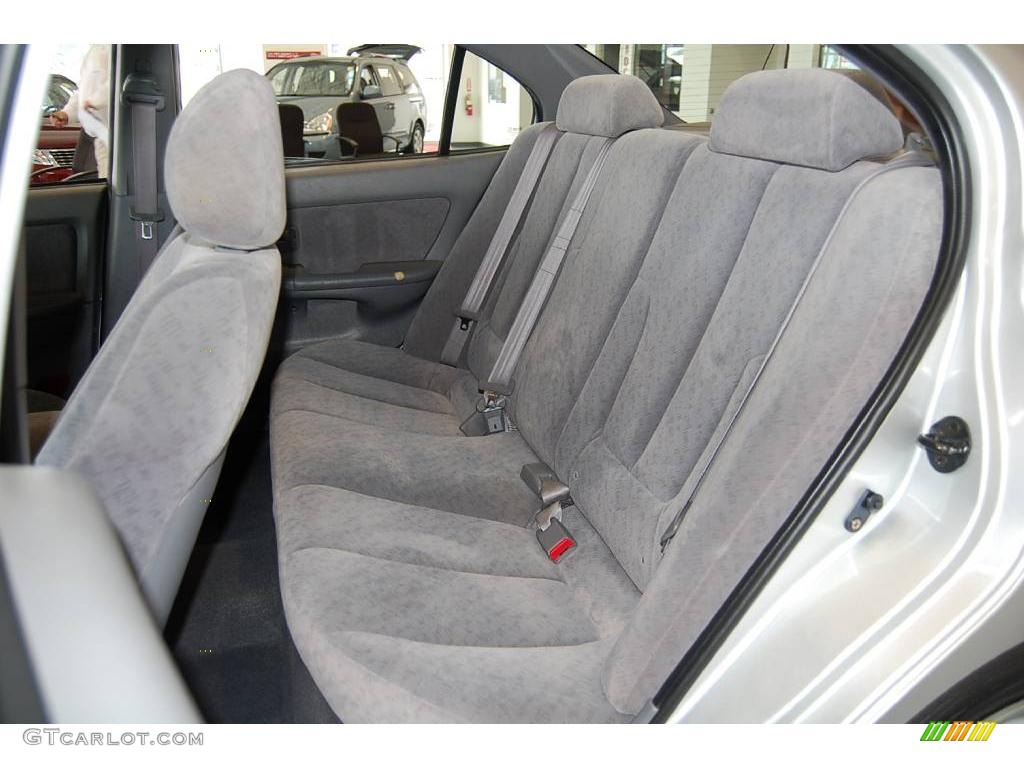 2004 Elantra GLS Sedan - Sterling Silver / Gray photo #22