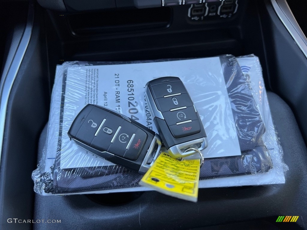 2021 Ram 1500 Big Horn Crew Cab 4x4 Keys Photos