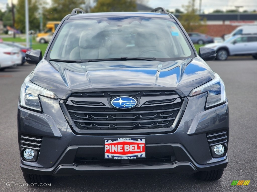 2023 Forester Limited - Magnetite Gray Metallic / Gray photo #2