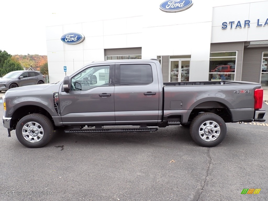 Carbonized Gray Metallic 2023 Ford F250 Super Duty XLT Crew Cab 4x4 Exterior Photo #146695925