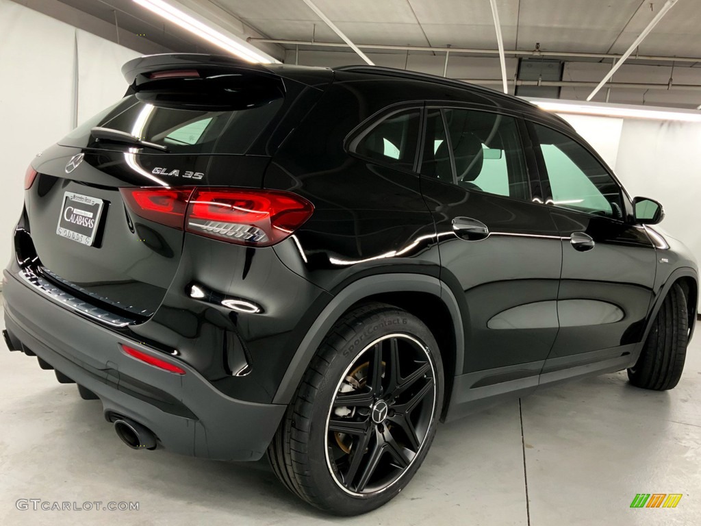 2021 GLA AMG 35 4Matic - Cosmos Black Metallic / Black photo #5