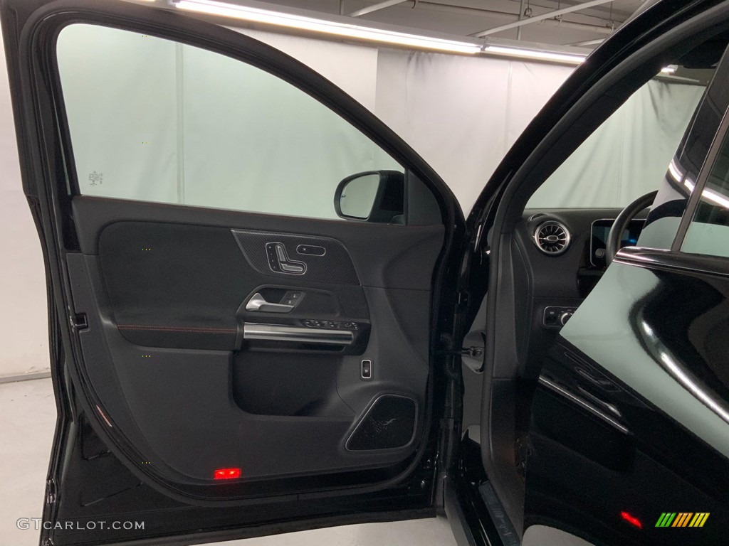 2021 GLA AMG 35 4Matic - Cosmos Black Metallic / Black photo #20