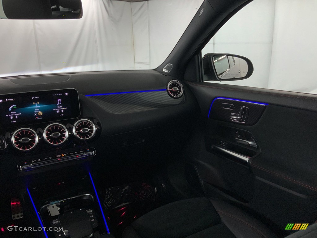 2021 GLA AMG 35 4Matic - Cosmos Black Metallic / Black photo #27