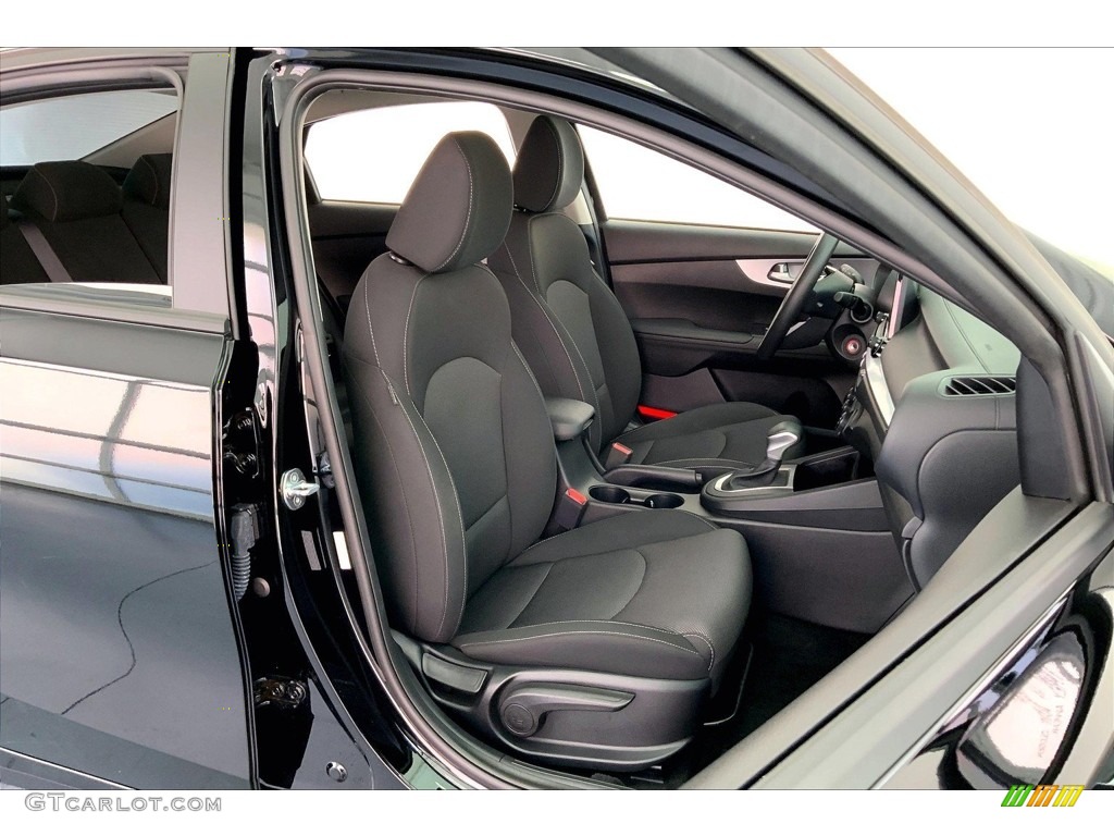 Black Interior 2023 Kia Forte LXS Photo #146697558