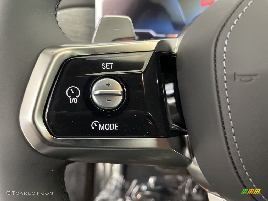 2024 BMW 7 Series 750e xDrive Sedan Black Steering Wheel Photo #146697597