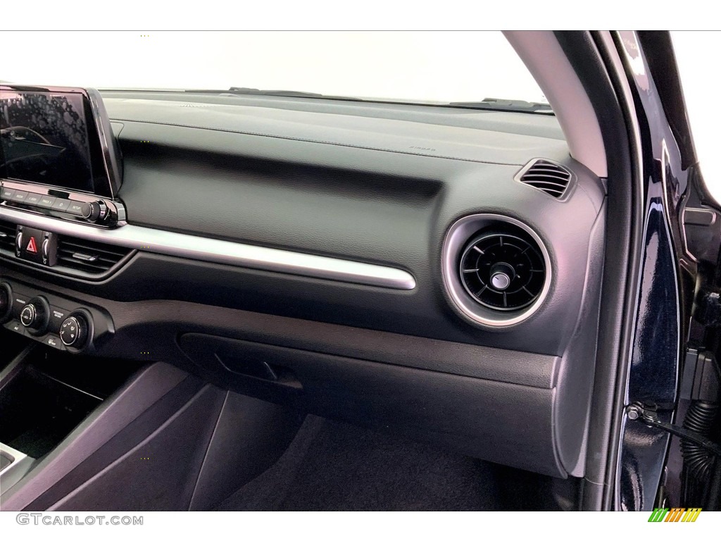 2023 Kia Forte LXS Dashboard Photos