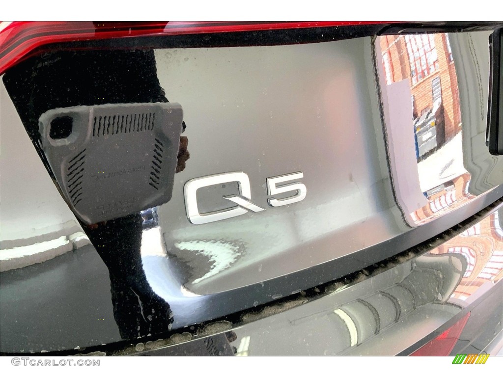 2020 Q5 Premium quattro - Brilliant Black / Black photo #31