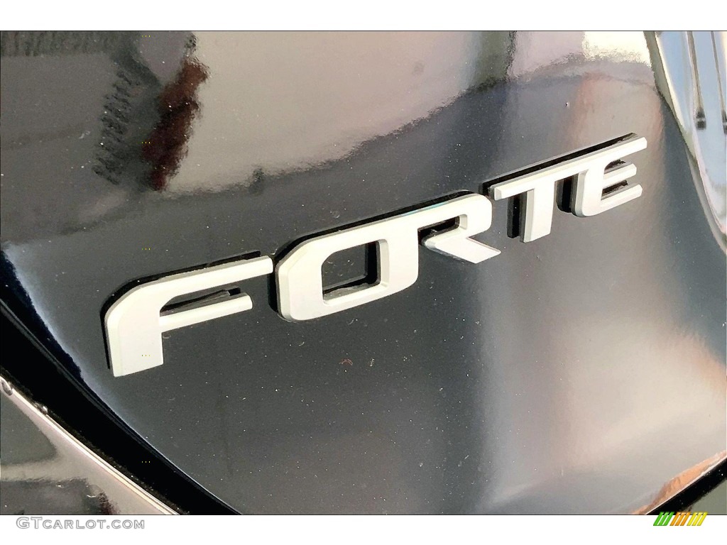2023 Kia Forte LXS Marks and Logos Photo #146698041