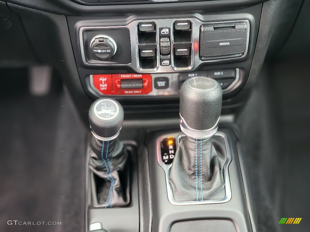 2023 Jeep Wrangler Unlimited Rubicon 4XE Hybrid Transmission Photos