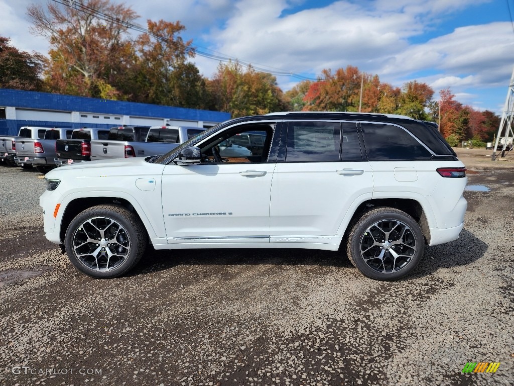 2023 Grand Cherokee Summit 4XE - Bright White / Global Black photo #3
