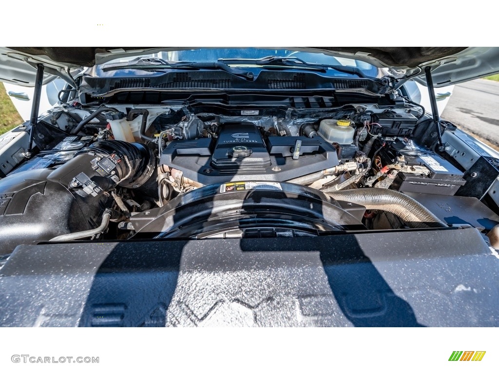 2016 Ram 2500 Laramie Mega Cab 4x4 Engine Photos