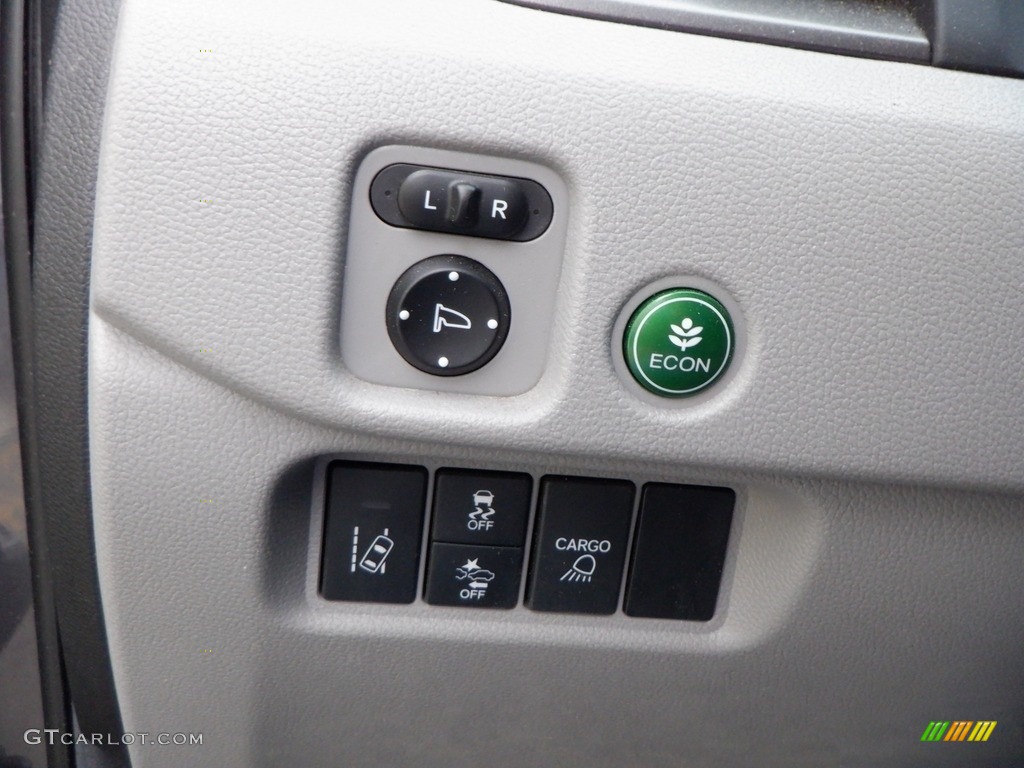 2020 Honda Ridgeline RTL AWD Controls Photo #146698779
