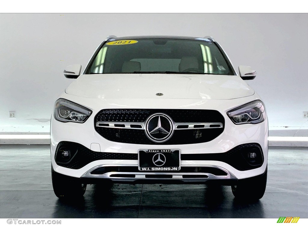 2021 GLA 250 - Polar White / Macchiato Beige photo #2