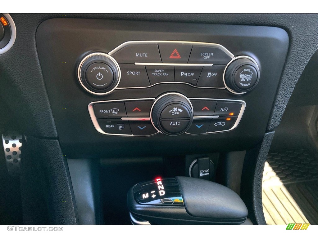 2021 Dodge Charger GT Controls Photos