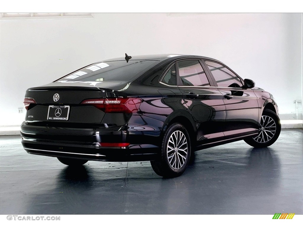 2020 Jetta SE - Black / Titan Black photo #13