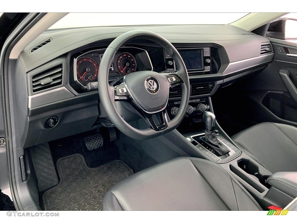2020 Jetta SE - Black / Titan Black photo #14